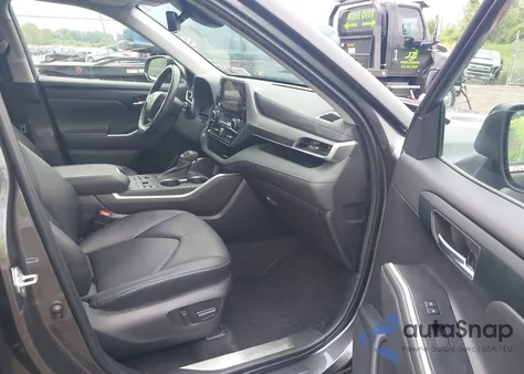 2023 Toyota Highlander Xle from USA, damaged, VIN 5TDKDRBH8PS012635